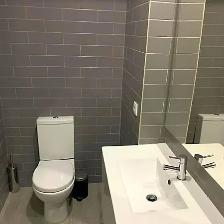 Real Hostel
