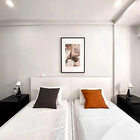 Real Hostel *