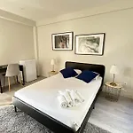 Real Hostel Porto