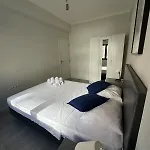 Hostel Real *